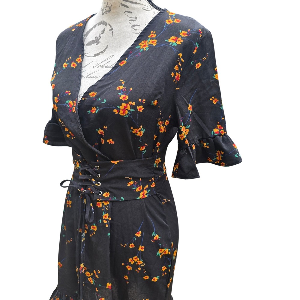 PrettyLittleThing NWT Black Floral Corset Swing Dress Mini Ruffle Sleeve Size 6 - Picture 5 of 12
